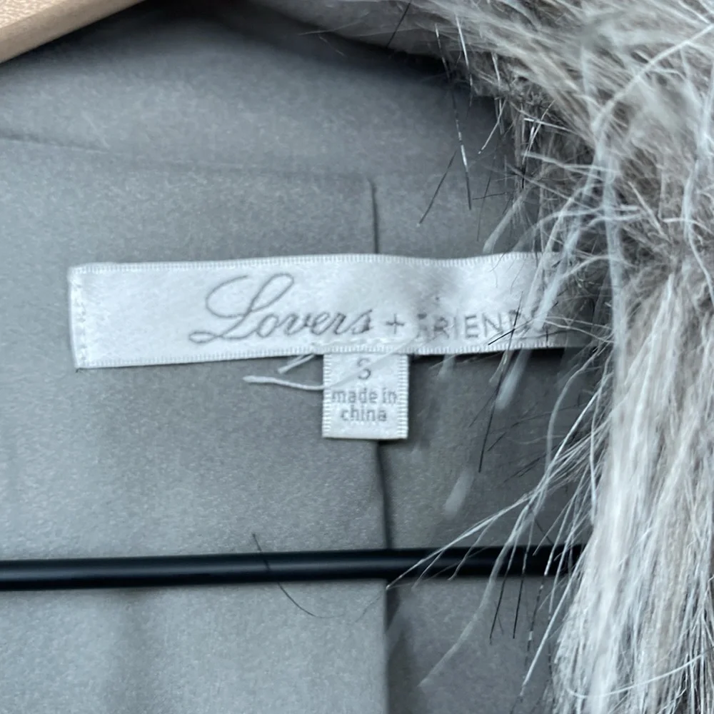 Lovers + Friends Gray Faux Fur Vest Women’s Small Camille Revolve Open‎ Front - Picture 4 of 13